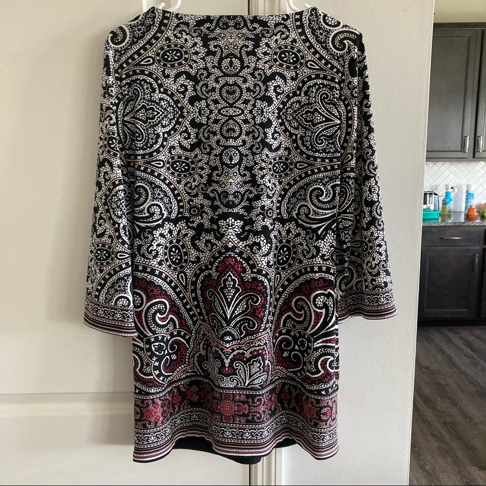 White House Black Market Tunic - Picture 4 of 4